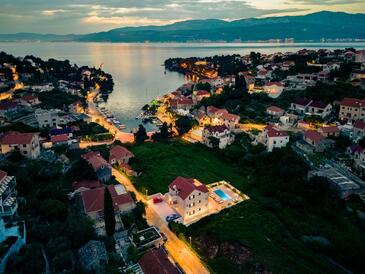 Splitska, Brač, Objekt 23815 - Ferienhaus nah am Meer.