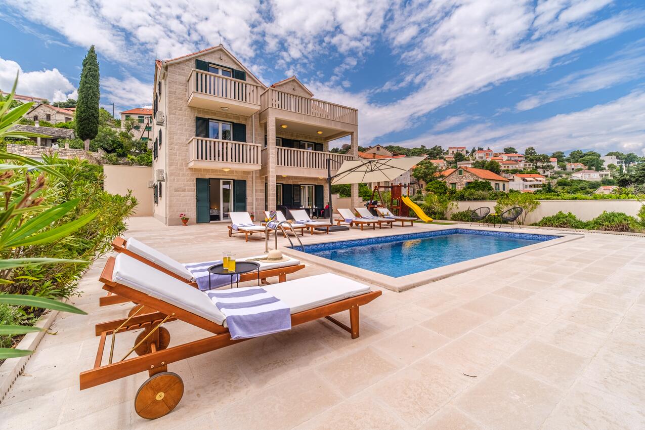 Alloggio - Villa di lusso accanto al mare con piscina Splitska, Brazza - Brač