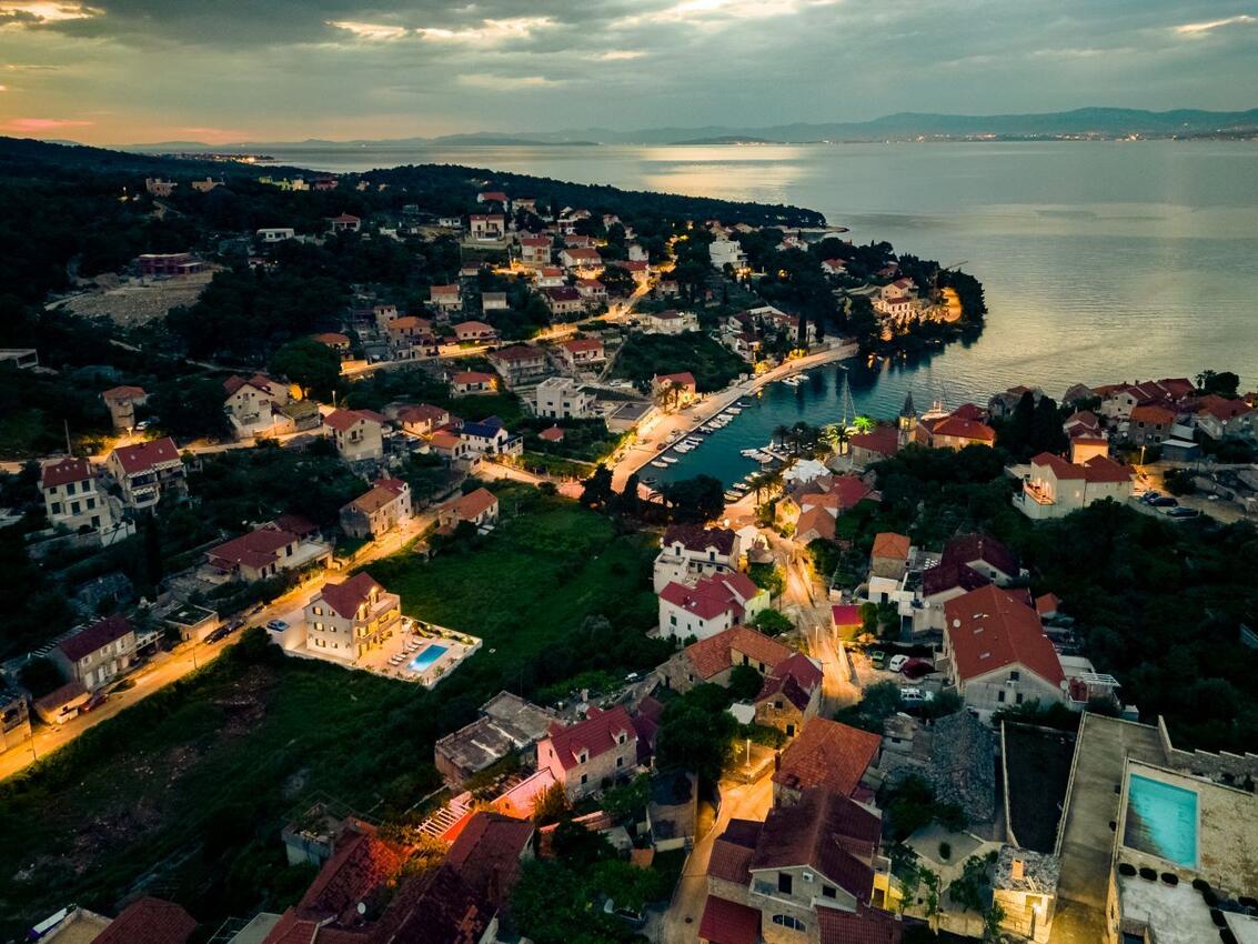 Alloggio - Villa di lusso accanto al mare con piscina Splitska, Brazza - Brač