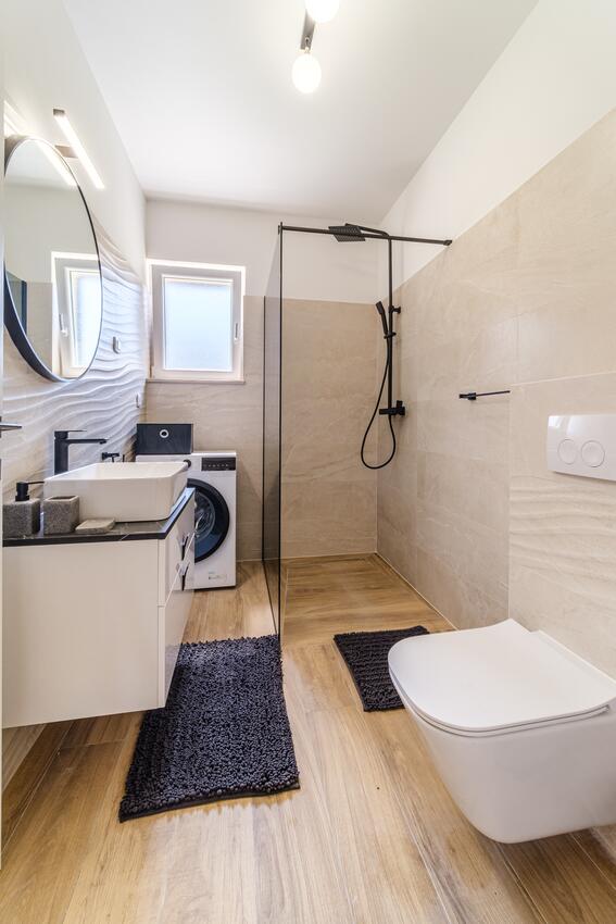 K-23815 - Alloggi privati - Villa di lusso accanto al mare con piscina Splitska, Brazza - Brač