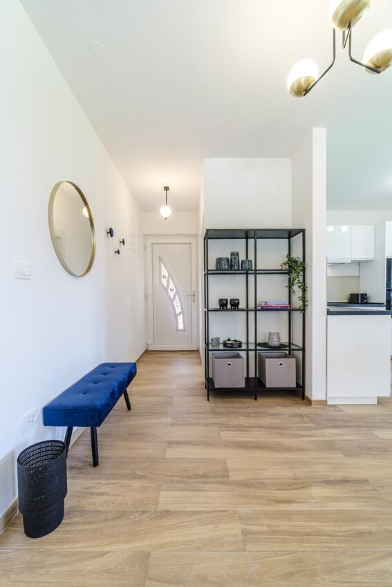 K-23815 - Alloggi privati - Villa di lusso accanto al mare con piscina Splitska, Brazza - Brač