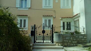 Mali Lošinj, Lošinj, Overnatting 23816 - Leiligheter med en rullesteinstrand.