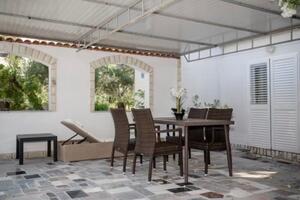 Apartamenty z parkingiem Barbat, Rab - 23817