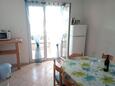 Lopar, Jadalnia w zakwaterowaniu typu apartment, WiFi.