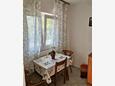 Lopar, Dining room in the studio-apartment, WiFi.