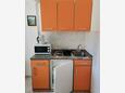 Lopar, Kitchen in the studio-apartment, WiFi.