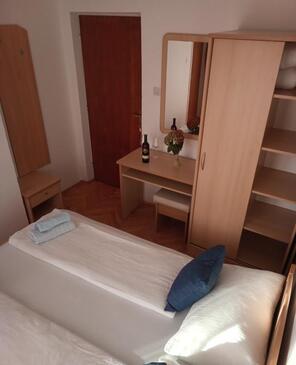 Apartmány a pokoje s parkovištěm  Lopar, Rab - 23825