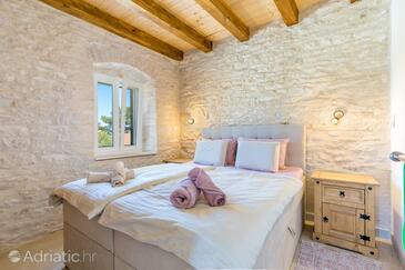 Apartmani s parkingom Škrip, Brač - 23826