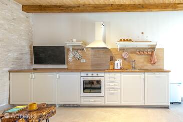 Apartmani s parkingom Škrip, Brač - 23826