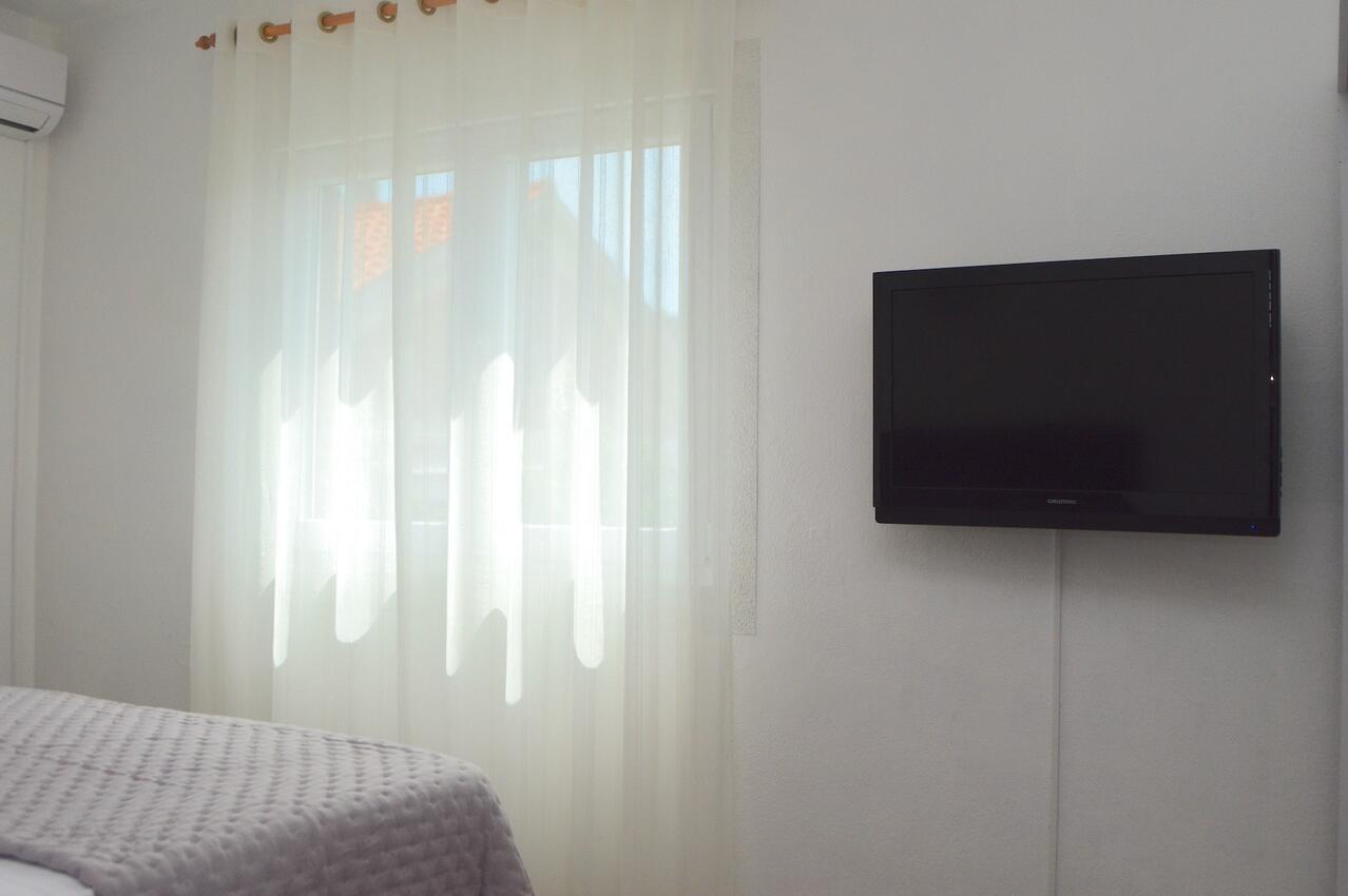 Apartments by the sea Lukoran, Ugljan - 23830