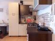 Privlaka, Cocina en alojamiento de tipo studio-apartment, WiFi.