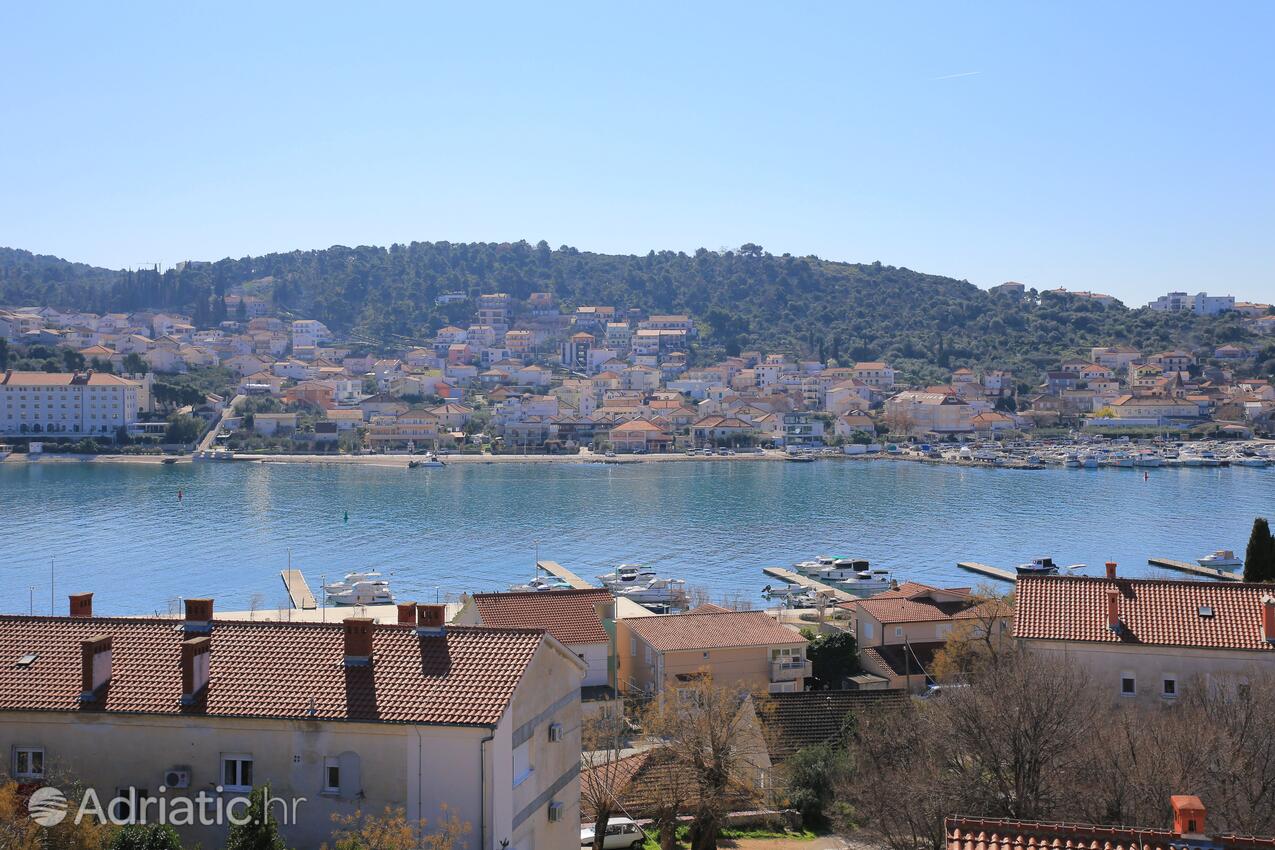 A-23836-a - Privatni smještaj - Apartmani uz more Trogir