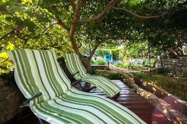 Three bedroom house Bol, Brač (K-23842)