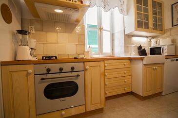 Ferienhaus am Meer Bol, Brac - 23842