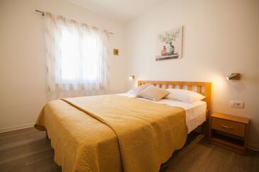 Apartamentos con parking Bol, Brac - 23845
