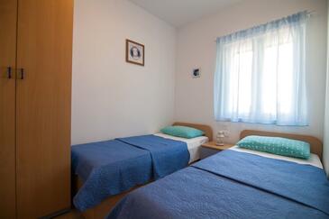 Apartamentos con parking Bol, Brac - 23845