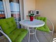 Bol, Balcon dans l’hébergement en type studio-apartment, avec la vue sur la mer et WiFi.