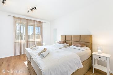 Appartamenti con parcheggio Traù - Trogir - 23849