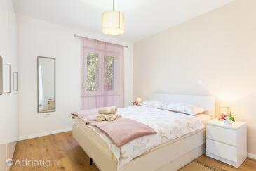 Appartamenti con parcheggio Traù - Trogir - 23849