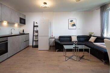 Апартаменты с парковкой Опатия - Opatija - 23861