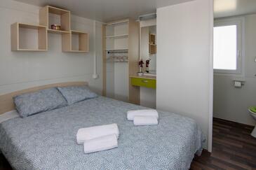 Ferienwohnungen mit Parkplatz Pakostane, Biograd - 23865