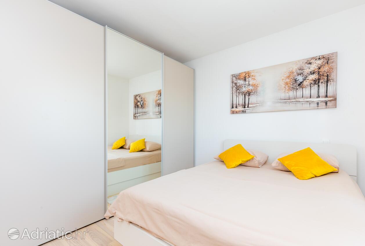 A-23868-a - Alloggi privati - Appartamenti con parcheggio Kastel Sucurac, Castelli - Kaštela