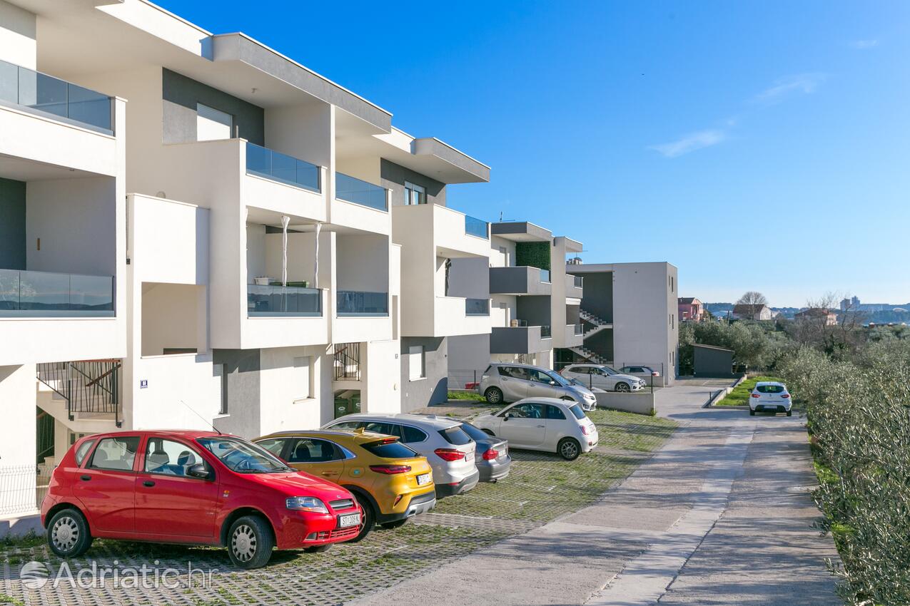 Appartamenti con parcheggio Kastel Sucurac, Castelli - Kaštela - 23868