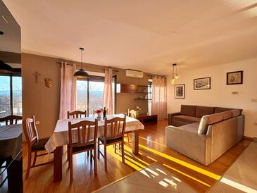 Appartamento di due stanze Malinska Appartamento di due stanze Malinska, Veglia - Krk (A-23871-b(