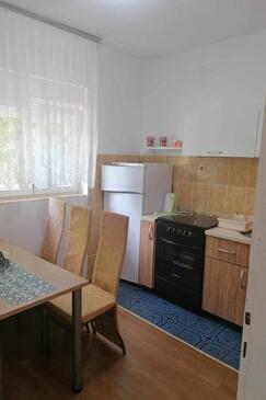 Lejligheder ved havet Bilice, Krka - 23875