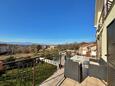 Malinska, Balcon dans l’hébergement en type apartment, avec la vue sur la mer, animaux acceptés et WiFi.