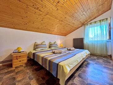 Apartmaji s parkingom Malinska, Krk - 23878