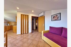 Two bedroom apartment Malinska Two bedroom apartment Malinska, Krk (A-23878-c)