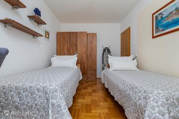 Apartmanok parkolóhellyel Mali Rat, Omis - 23882