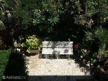 Lejligheder og værelser med parkering Crikvenica - 2389