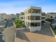 Vodice, Vodice, Propiedad 23894 - Apartamentos con una playa de guijarros.