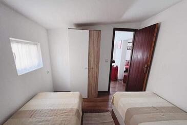 Apartments with terrace Vir, North Dalmatia