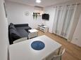 Selce, Woonkamer in accommodatietype apartment, airconditioning beschikbaar en WiFi.