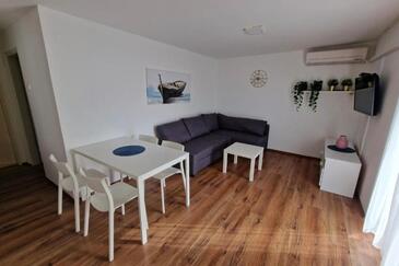 Selce, Woonkamer in accommodatietype apartment, airconditioning beschikbaar en WiFi.