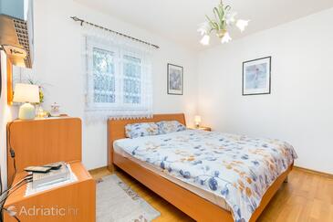 Apartmanok parkolóhellyel Trogir - 23910