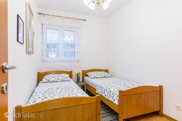 Apartmanok parkolóhellyel Trogir - 23910