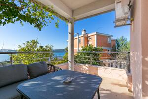 Apartmanok parkolóhellyel Trogir - 23910