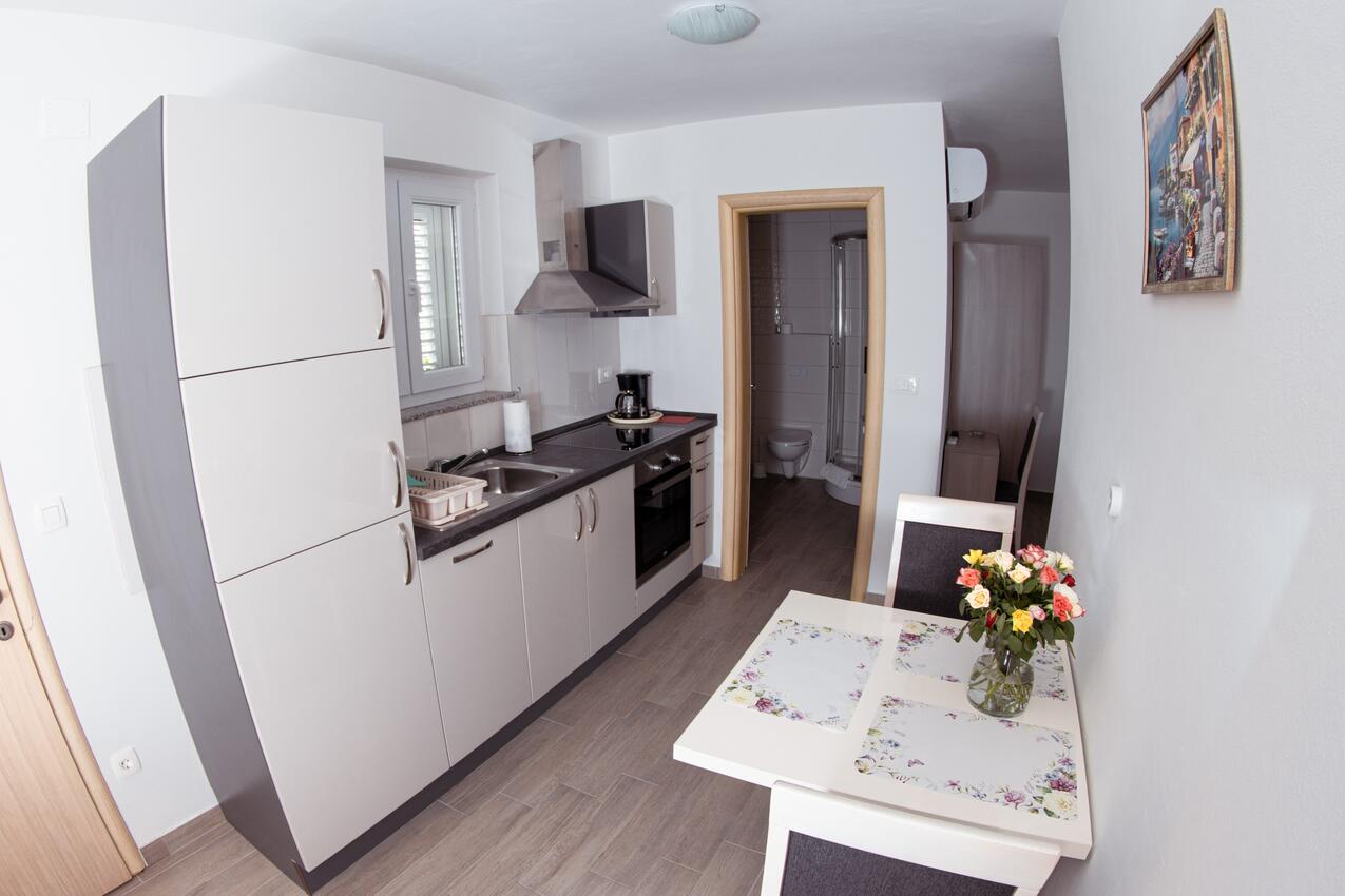 Family-friendly apartments with swimming pool Biograd na Moru, Biograd - 23912