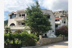 Апартаменти з паркуванням Башка - Baška, Крк - Krk - 23913