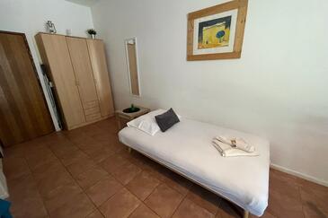Studio apartments with terrace Omiš, Central Dalmatia