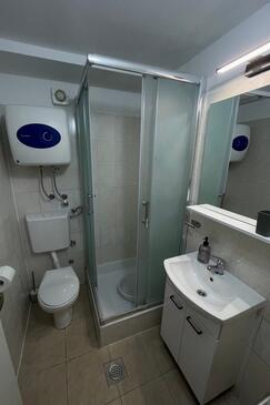 Studio apartments with terrace Omiš, Central Dalmatia