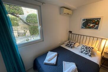 Studio apartments with terrace Omiš, Central Dalmatia