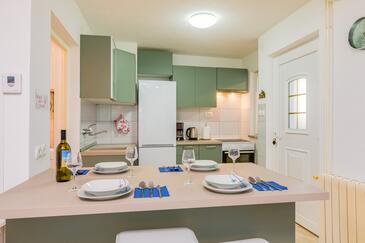 Enosobni apartma Baška, Krk (A-23915-a(