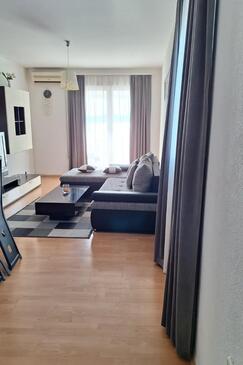 Podgora, Living room in the apartment, air condition available and WiFi.