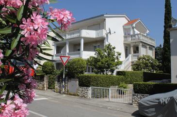 Selce, Crikvenica, Objekt 2392 – Apartmaji v bližini morja.