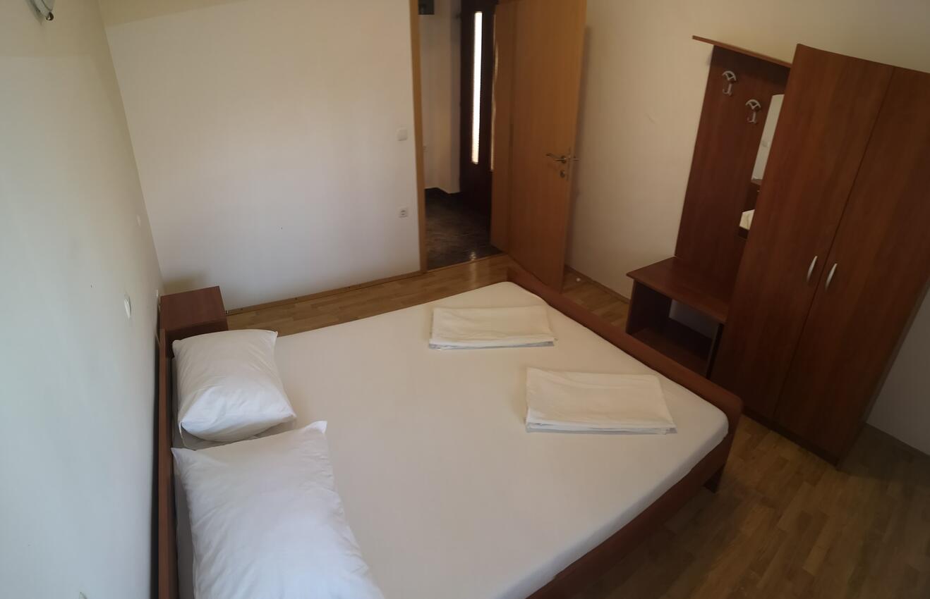 Apartmaji ob morju Zubovići, Pag - 23921